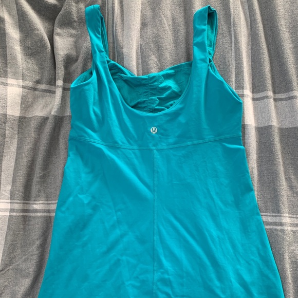 Lululemon tank - Picture 3 of 3